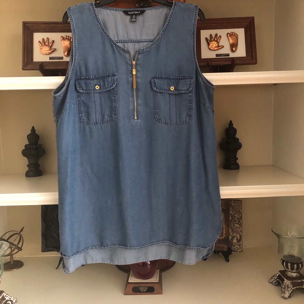 Ellen Tracy sleeveless shirt